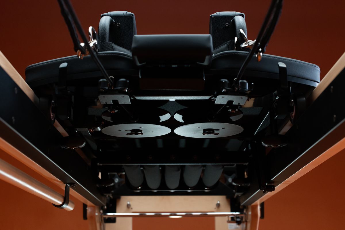 Sistema de 8 ruedas del reformer NX3 MAX Sistema de 8 ruedas del reformer NX3 MAX